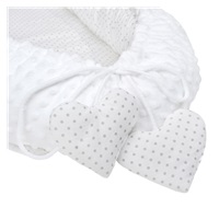 Luxury nest with pillow and blanket New Baby from Minky Heart white