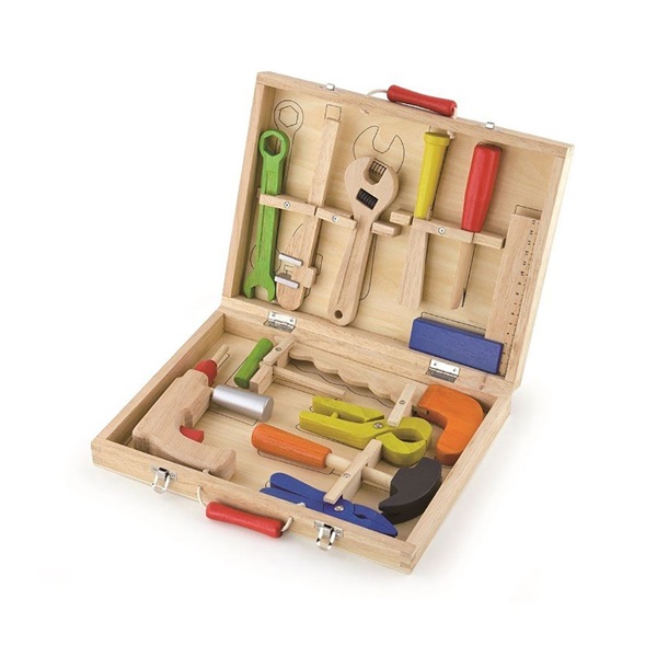 Wooden tools in Viga case