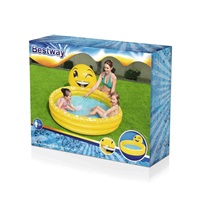 Inflatable children‘s pool with water fountain Bestway Smiley