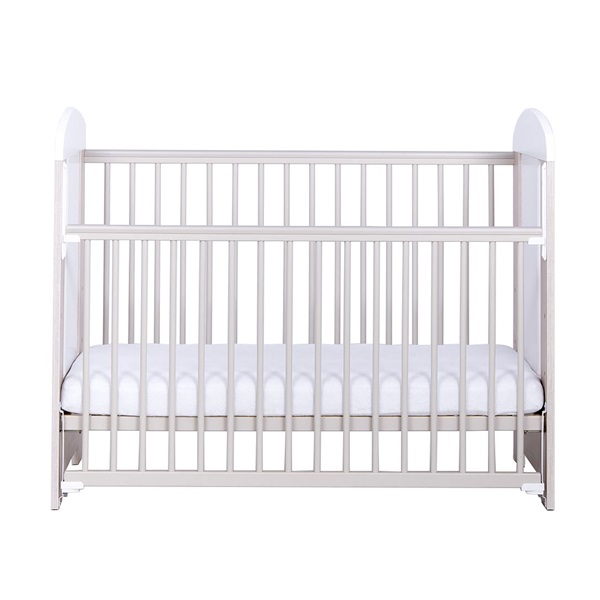 Drewex Giraffe cot with pull-down sidewall natural