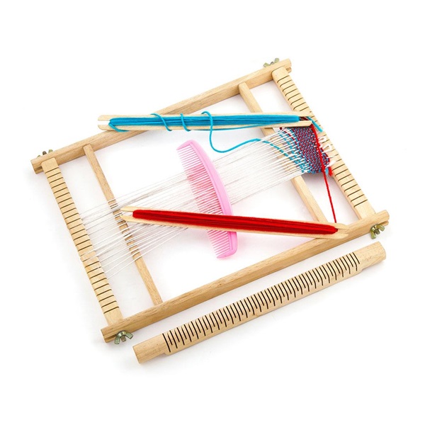 Viga wooden loom for weaving