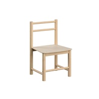 Children‘s solid wooden table with chairs