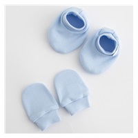 New Baby Casually dressed blue 0-6m cotton baby set with caps and gloves, size 0-6 m