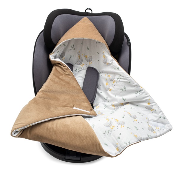 Insulated swaddle blanket for a car seat New Baby brown